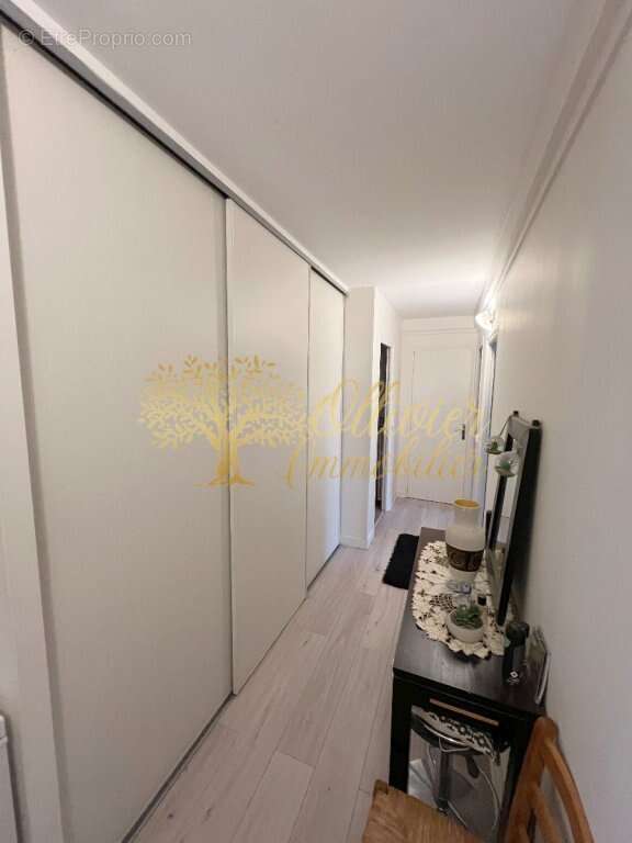 Appartement à PONTAULT-COMBAULT