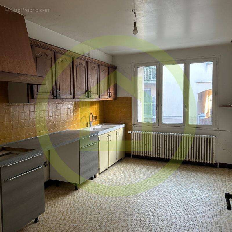 Appartement à LA FERTE-GAUCHER