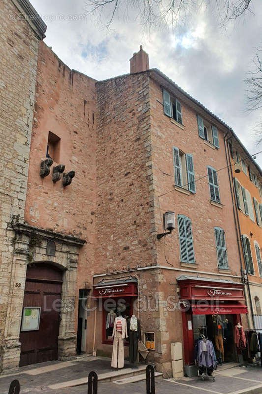 Appartement à LA VALETTE-DU-VAR