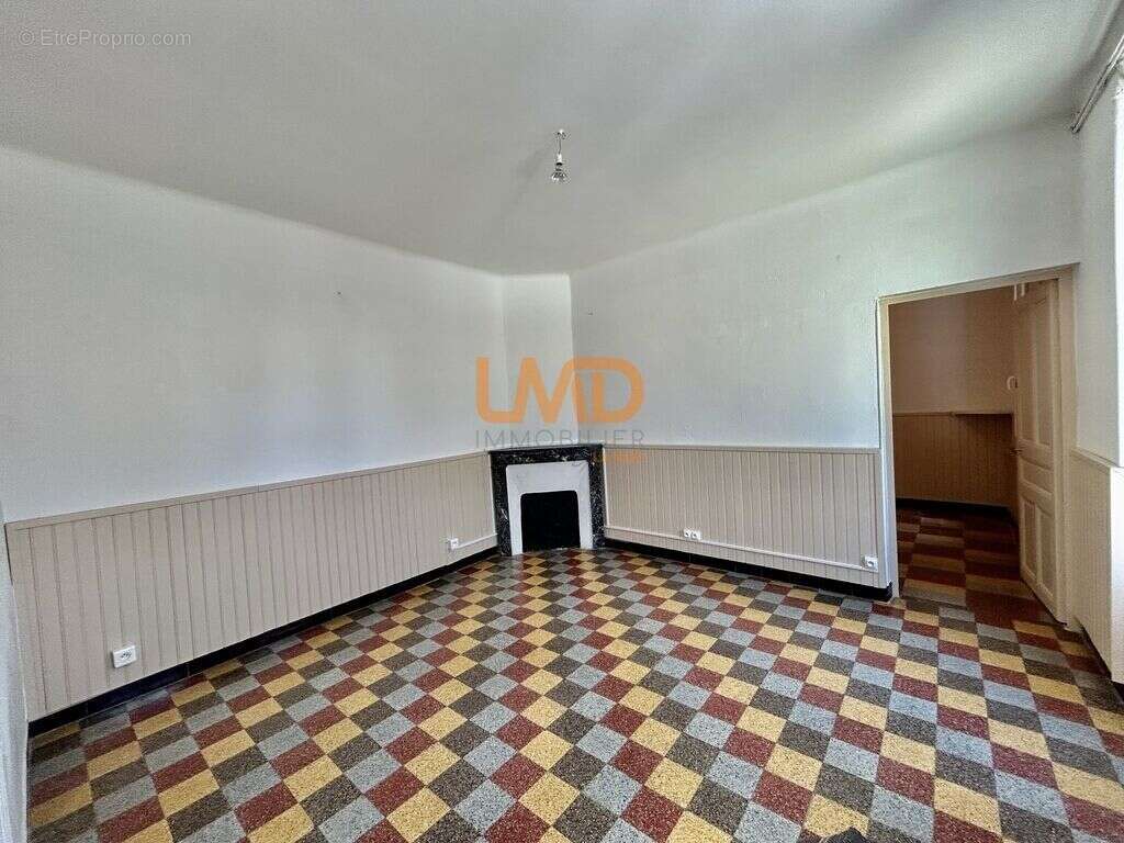 maison de plan pieds, calme, lumineuse, place de stationnement - photo 4