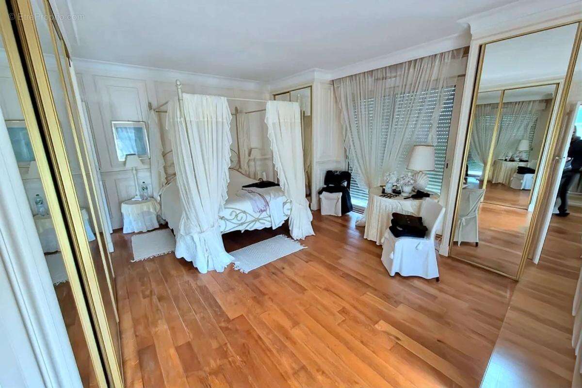 Maison à LE MAGNY