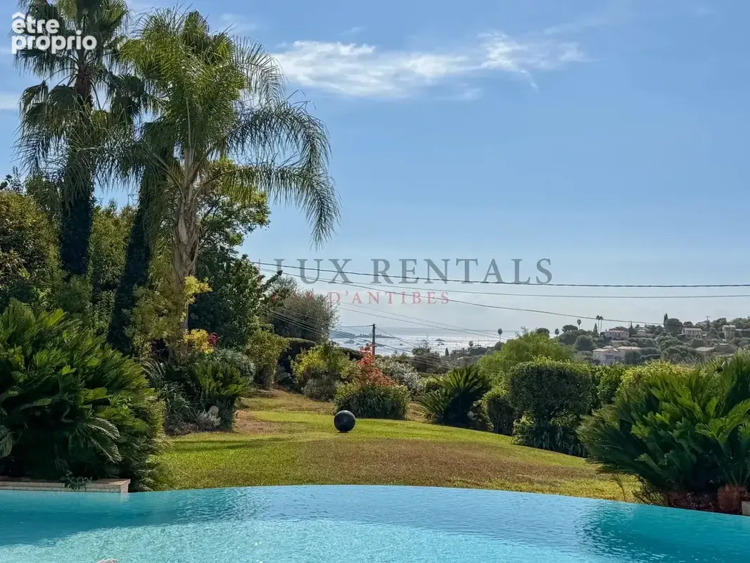 Villa avec vue mer panoramique et piscine à débordement - photo 12