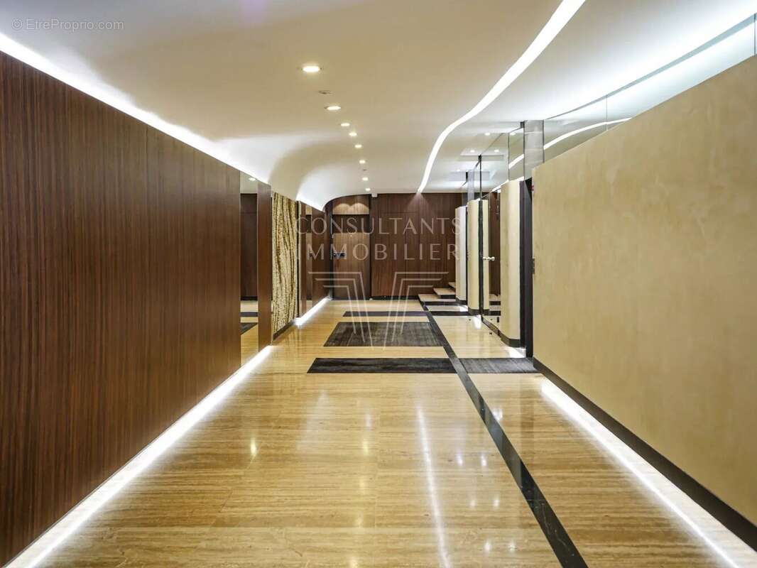 Appartement à PARIS-7E