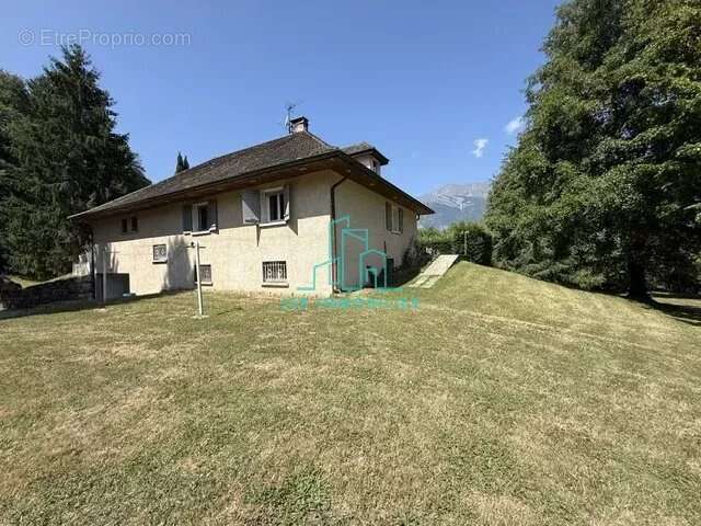 St Helene-sur- Isere - photo 33