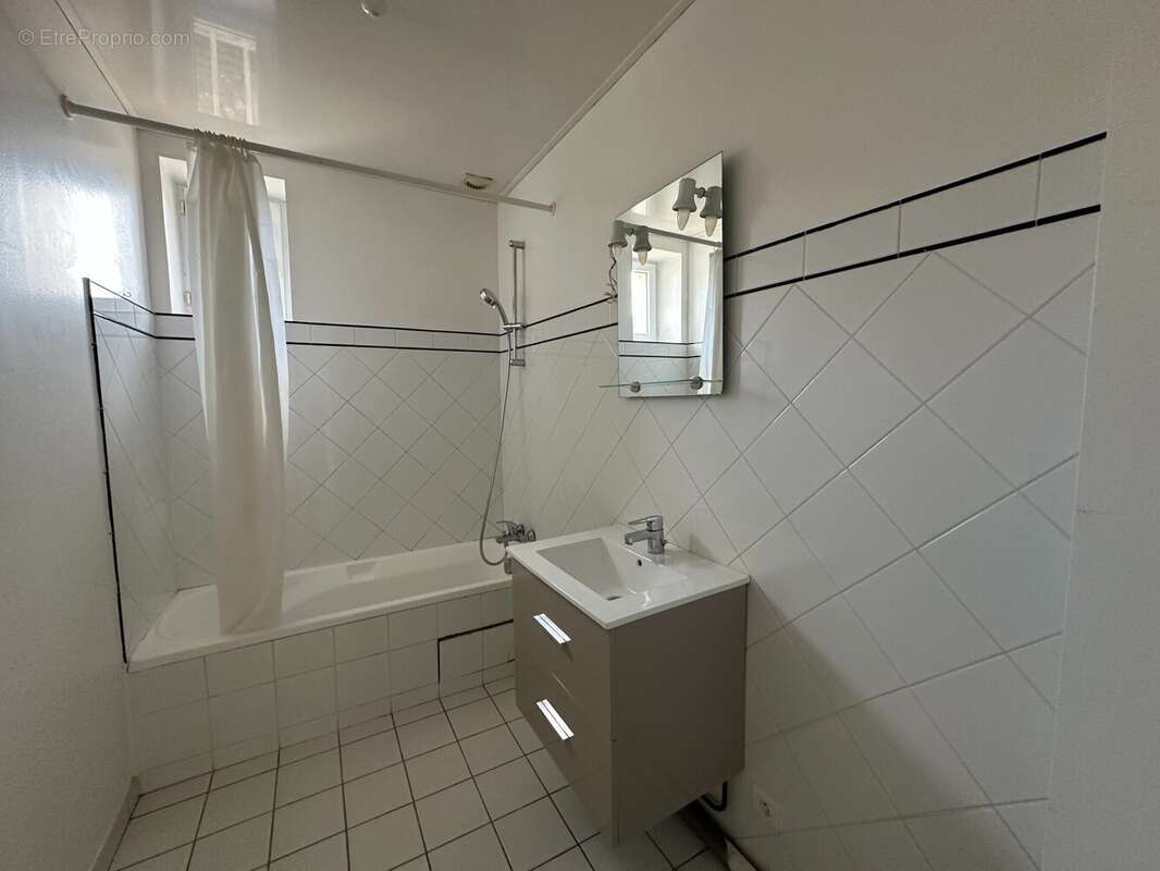 Appartement à BARBIZON