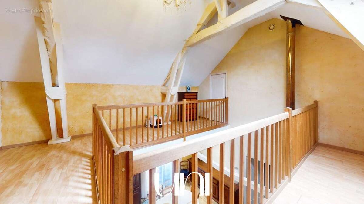 Maison à MEZIDON-CANON