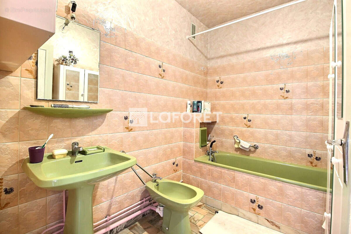 Appartement à GENNEVILLIERS