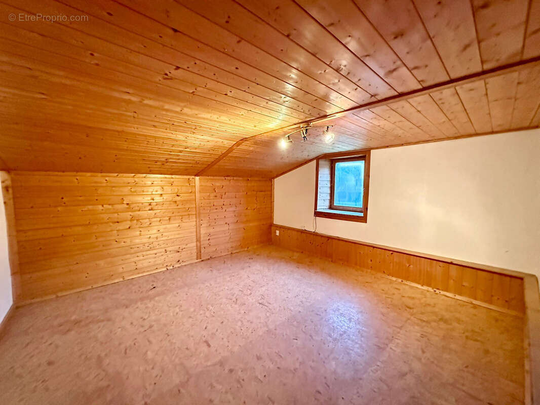 Maison à BELONCHAMP