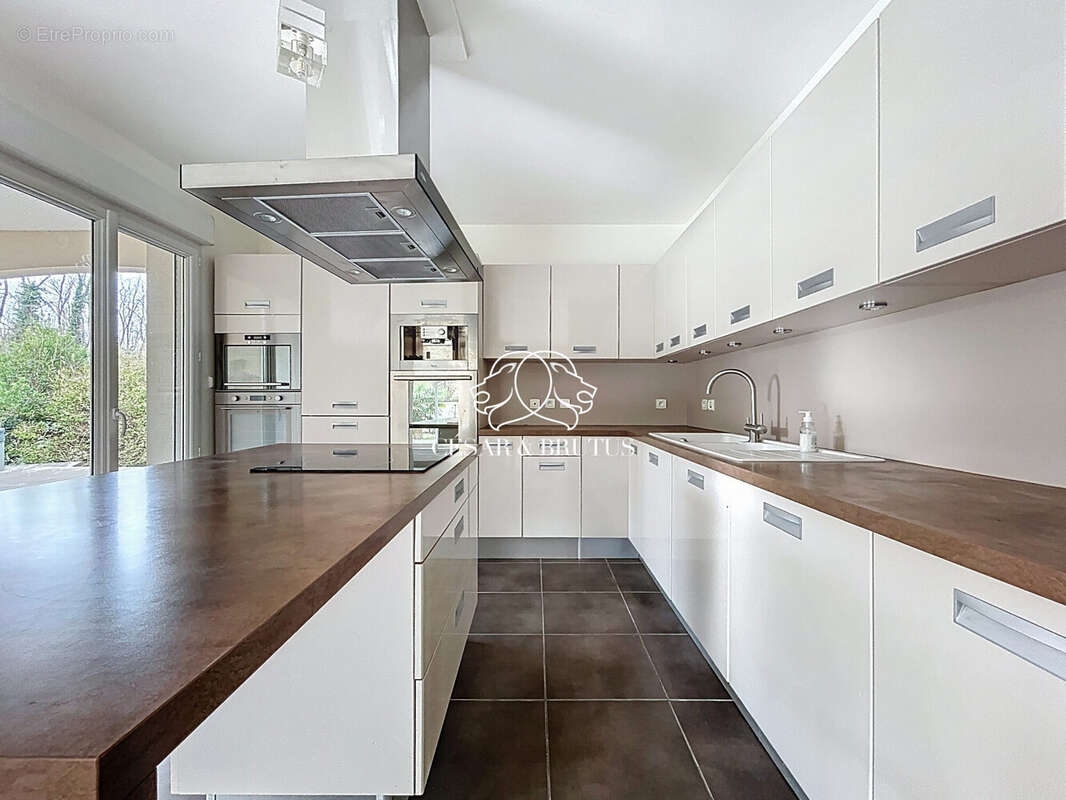 Maison à VILLEFONTAINE