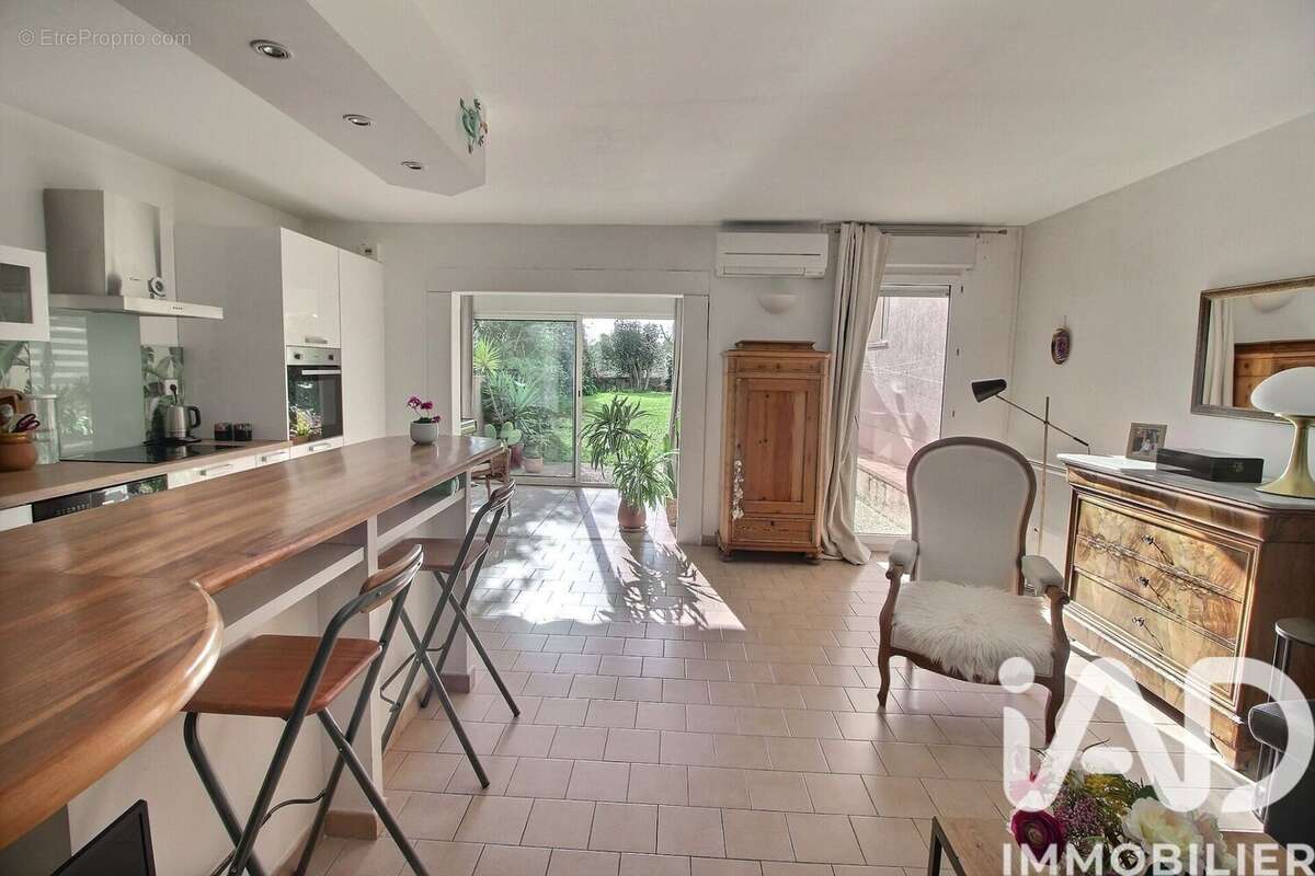 Photo 4 - Appartement à PLAN-DE-CUQUES