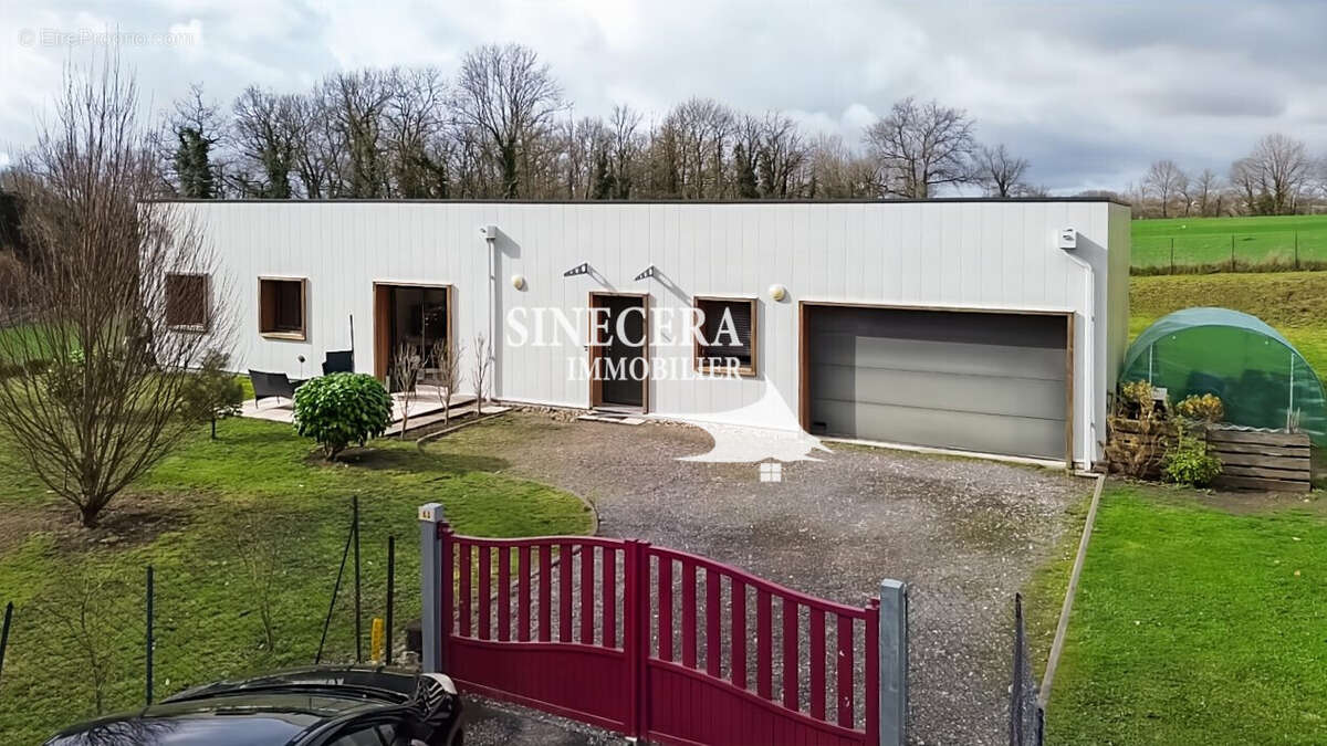 Maison 220 m² à Villetoureix  - photo 4