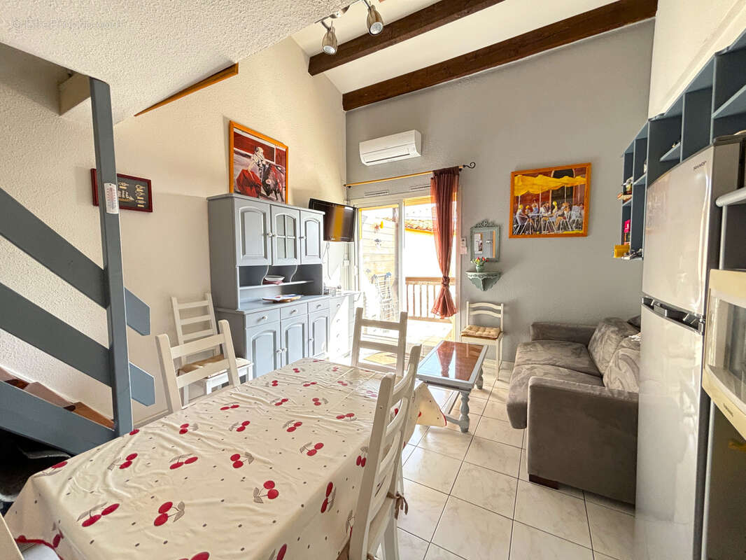 Studio mezzanine avec terrasse vue mer - photo 2