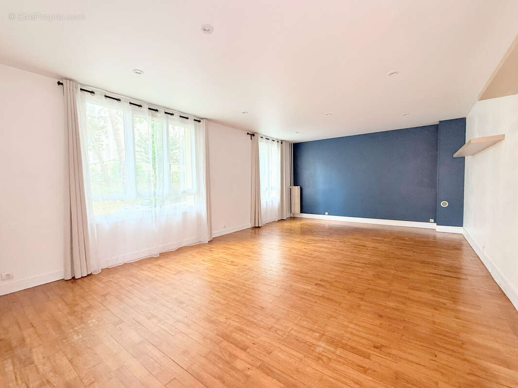 Appartement à RUEIL-MALMAISON