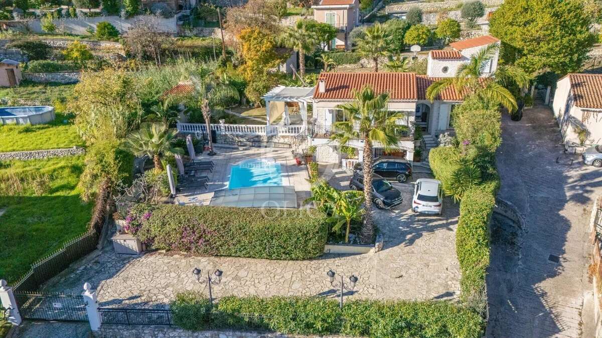 Maison à BEAUSOLEIL