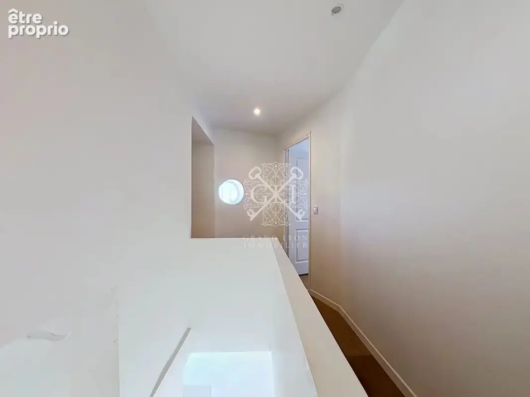Maison à vendre Charbonnière les bains 69260 - photo 5