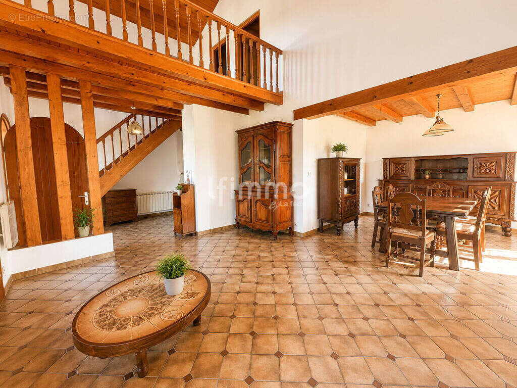 Maison à CADAUJAC