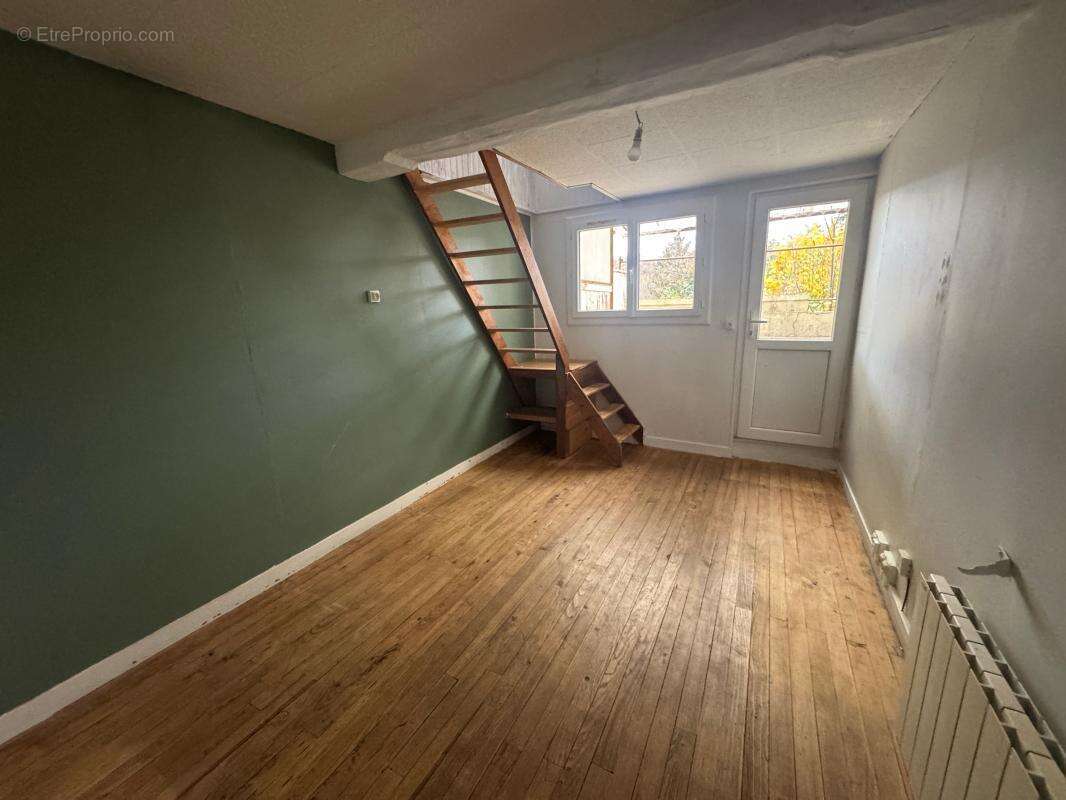 Maison à CONCHES-EN-OUCHE