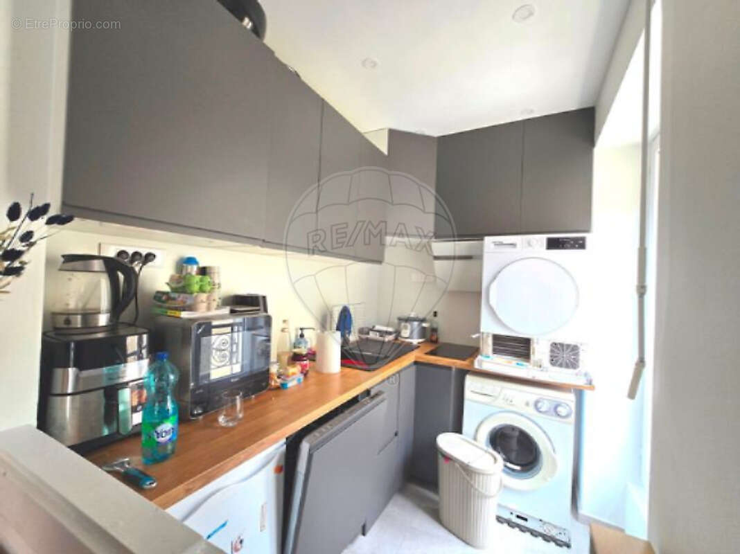 Appartement à PARIS-20E