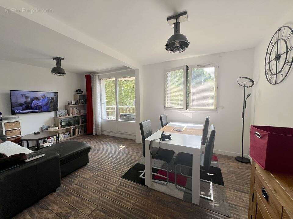 Appartement à CRAN-GEVRIER