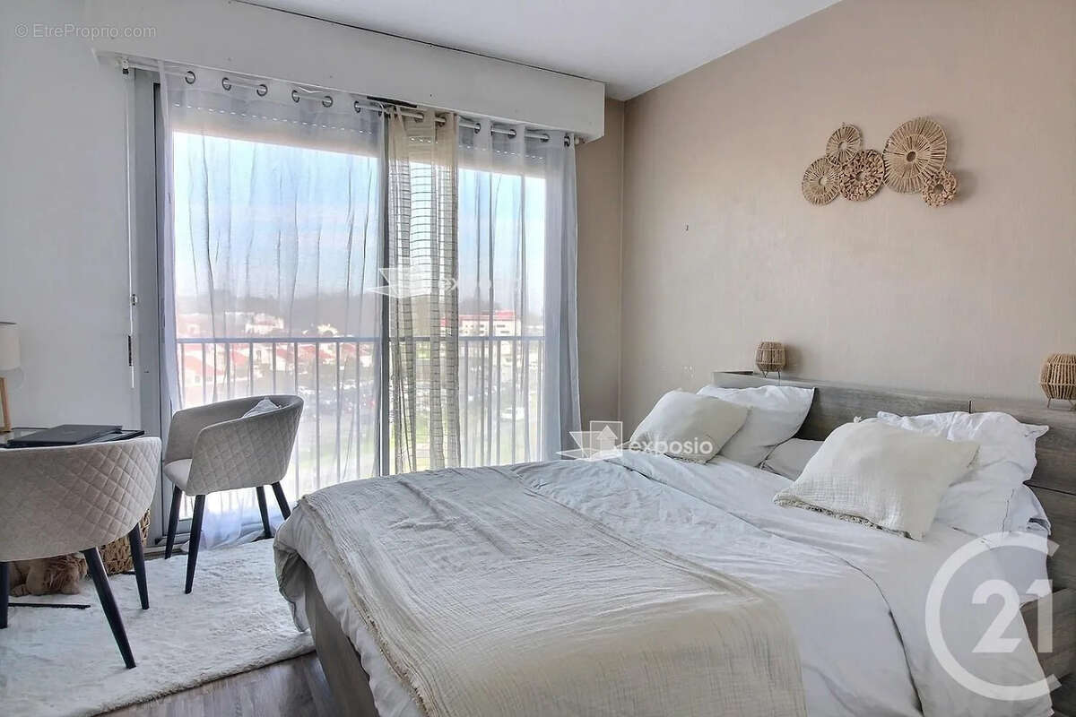Appartement 93 m² à Lormont  - photo 4