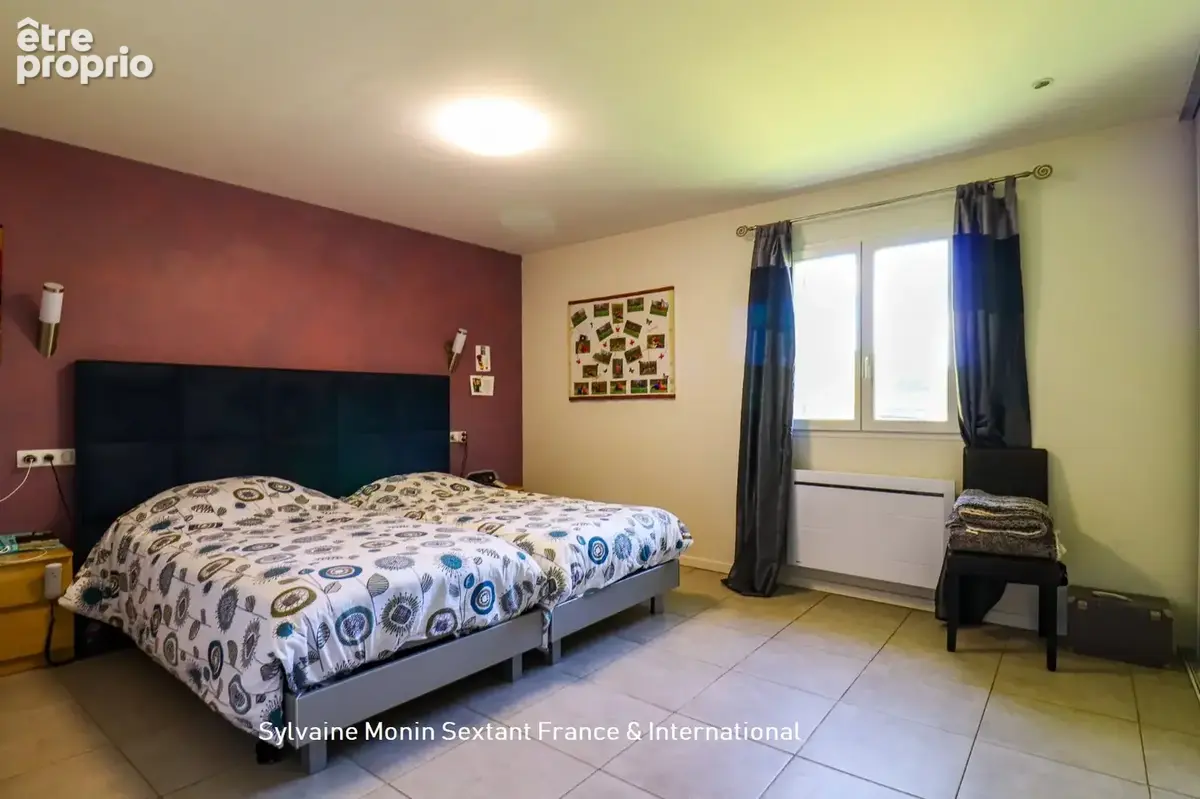 Calme absolu et vue dégagée pour cet ensemble immobilier de 3 maisons avec 3 piscines sur 2 hectares - photo 13