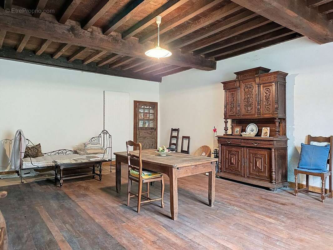 Maison à ORGES