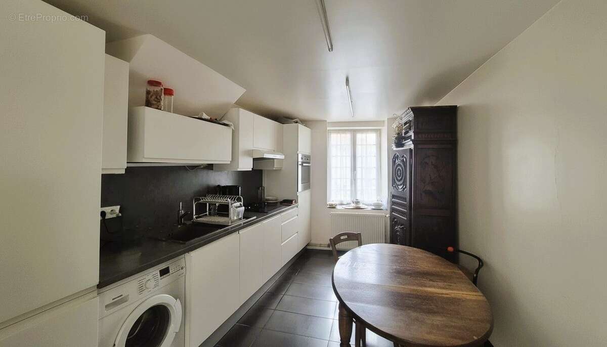 Maison à JUMEAUVILLE