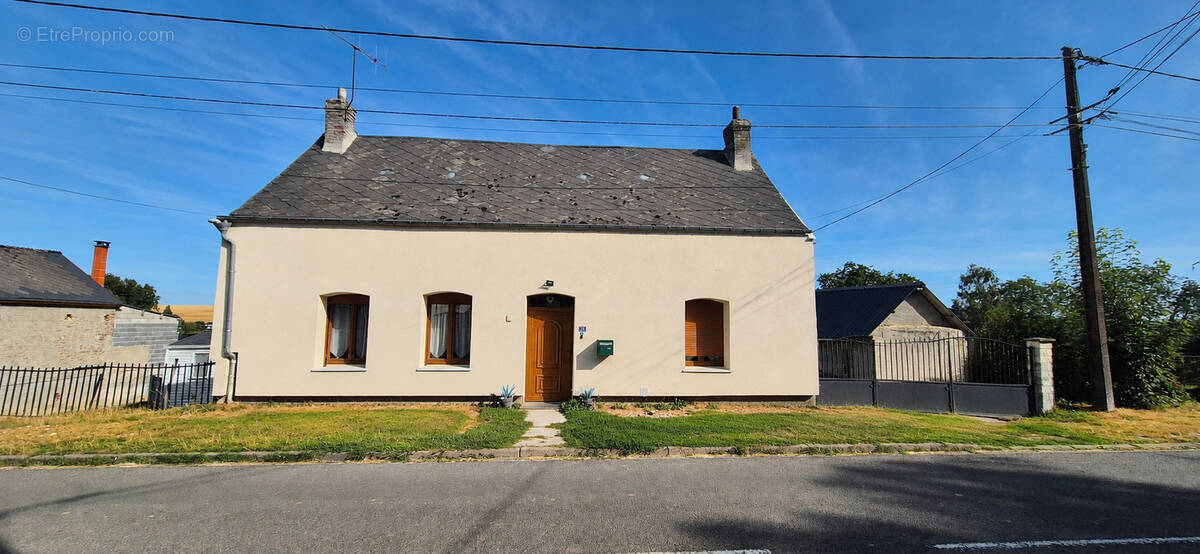Maison à SAINT-GOBERT