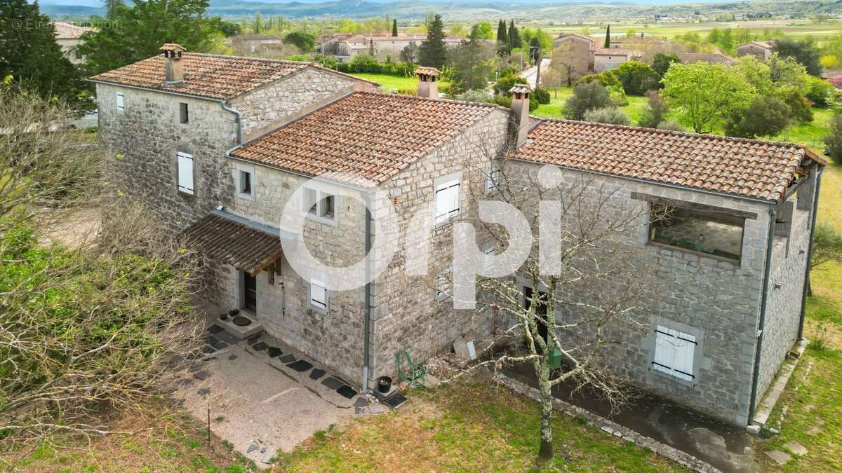Maison à BANNE