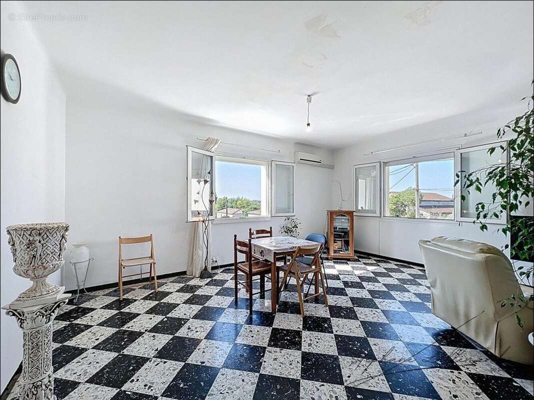 Photo 2 - Maison à SAINT-PRIVAT-DES-VIEUX