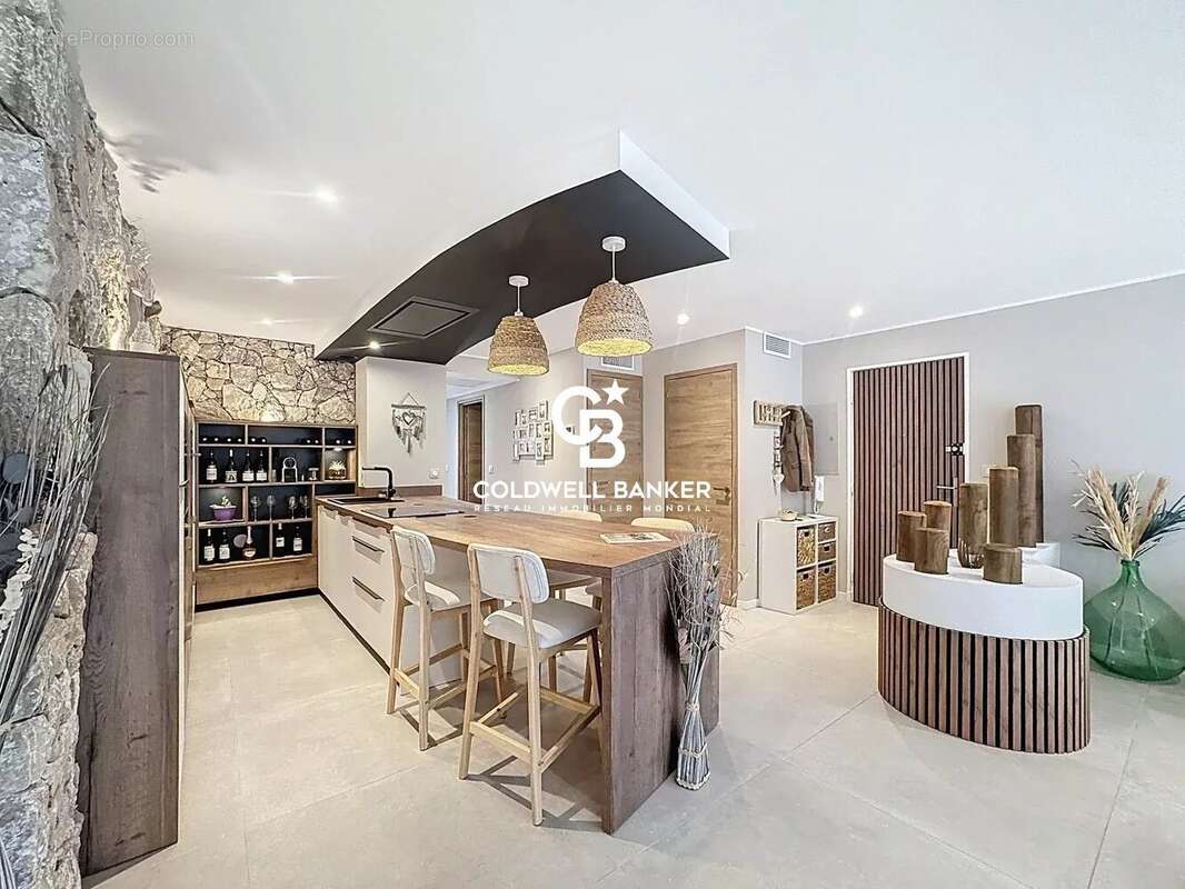 Appartement à SAINT-RAPHAEL