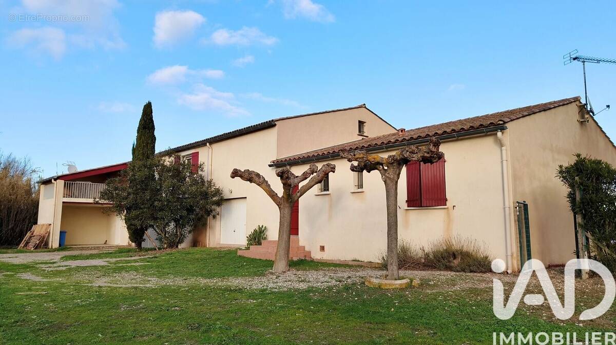 Photo 1 - Maison à SAINT-LAURENT-D'AIGOUZE