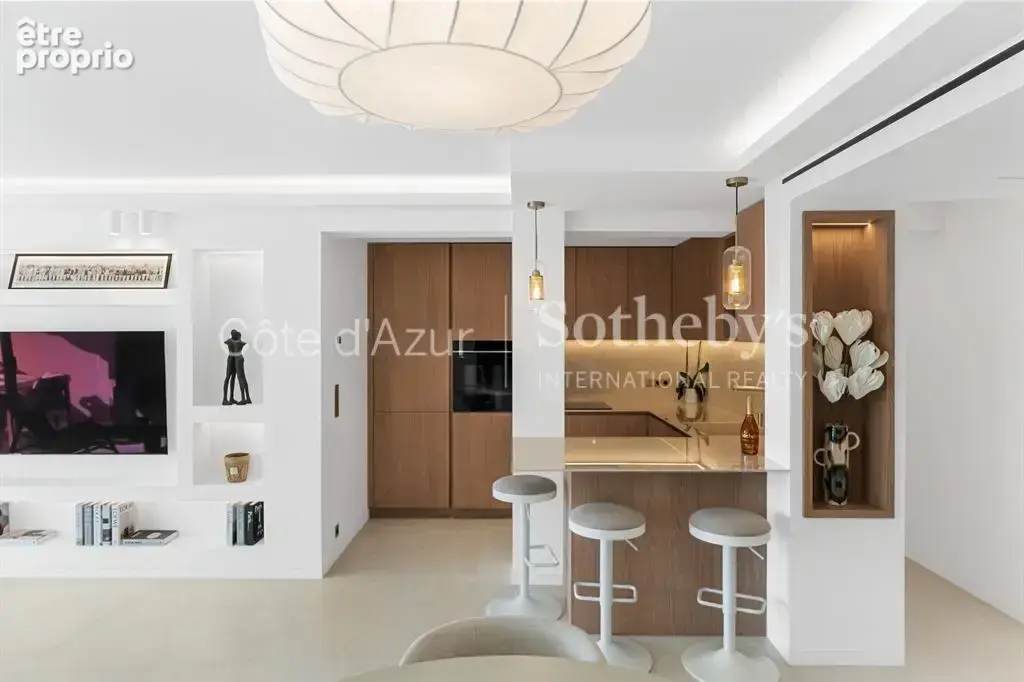 Cannes Palm Beach appartement 4 pièces de 101 m² rénové avec terrasse et vue mer - photo 5