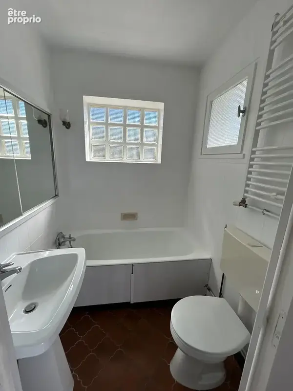 Maison de hameau avec terrasse - grange - terrain - photo 9