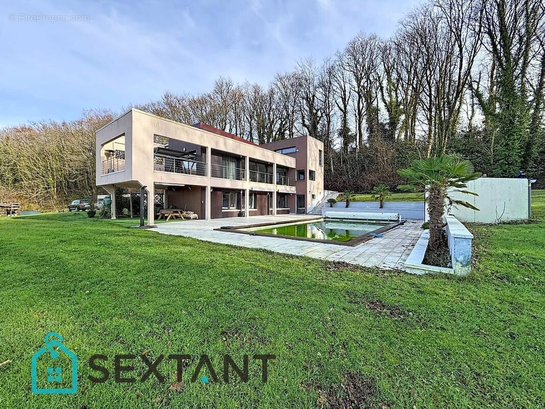 Maison à MONTIVILLIERS