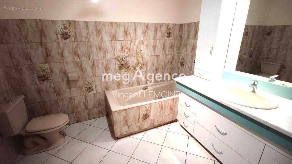 Maison à SAINT-AUBIN-DES-PREAUX