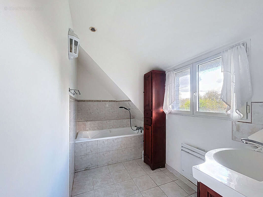 Maison à PLOULEC&#039;H