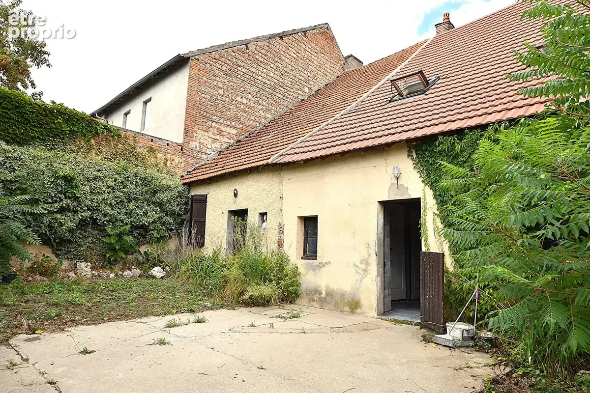 Saint-gérand-le-puy / ensemble immobilier 193 m² - photo 2