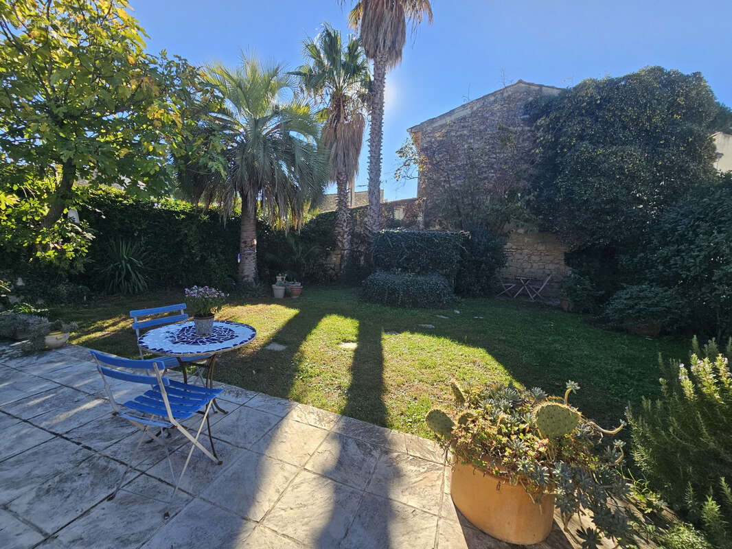 Maison à SAINT-BRES