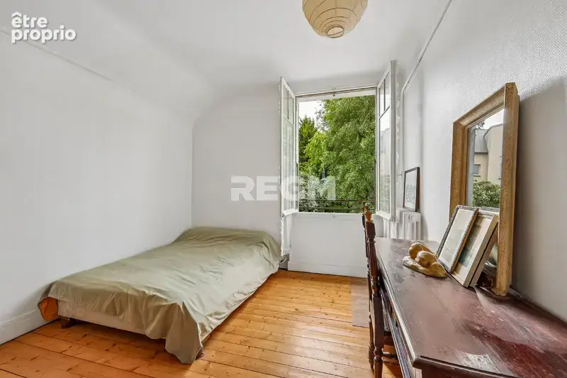 Maison familiale de 138 m2 avec terrain de 610 m2   Sceaux - photo 6