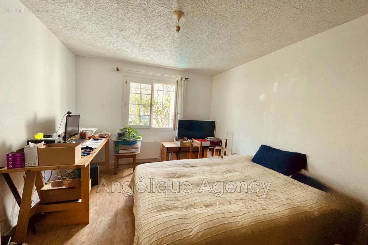 Appartement à VENCE