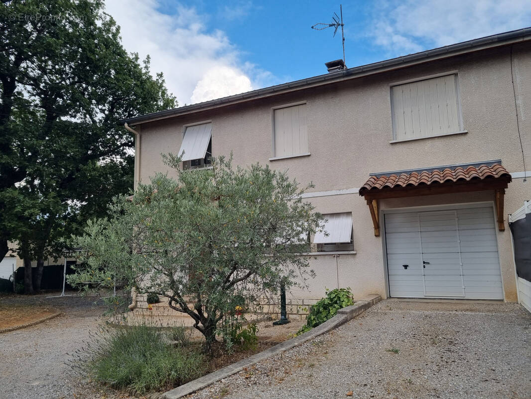 Maison à CHATEAU-ARNOUX-SAINT-AUBAN