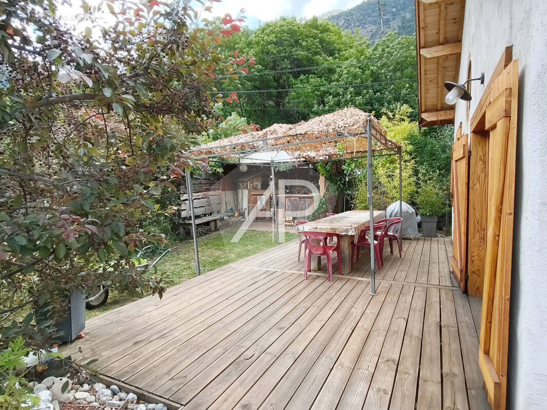 Maison à L'ARGENTIERE-LA-BESSEE