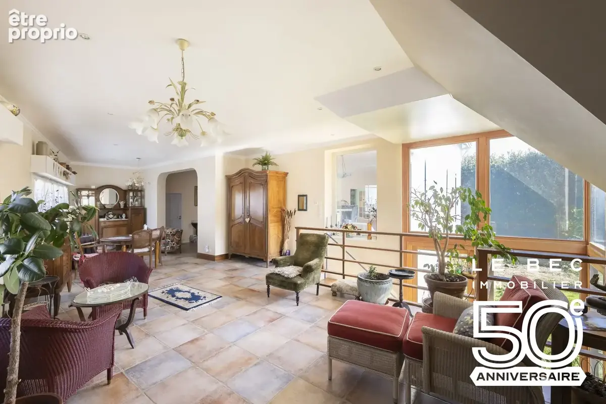 Maison 8 pièces 246 m² à vendre à Vannes (56000) - photo 4