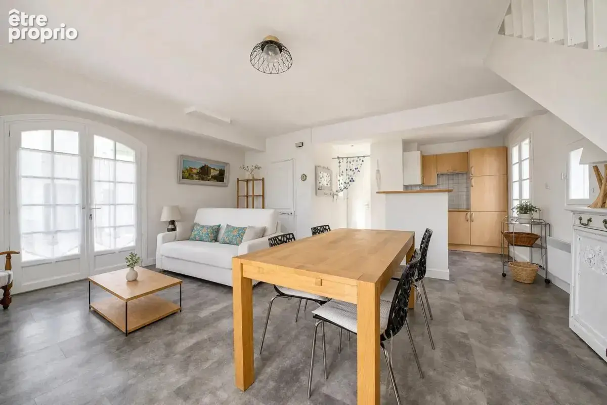 Appartement à SAINT-MARTIN-DE-RE