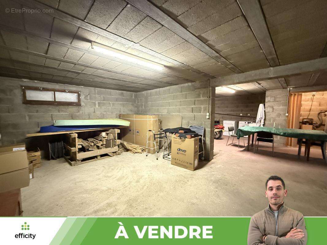 Maison 127 m² à Fontaine-Le-Comte  - photo 14