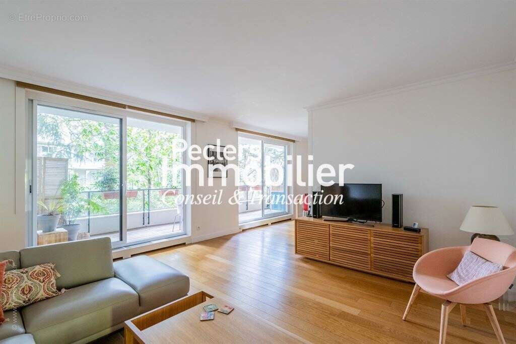 Appartement à RUEIL-MALMAISON