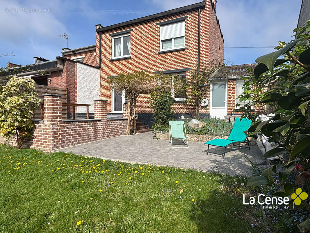 Maison à LYS-LEZ-LANNOY