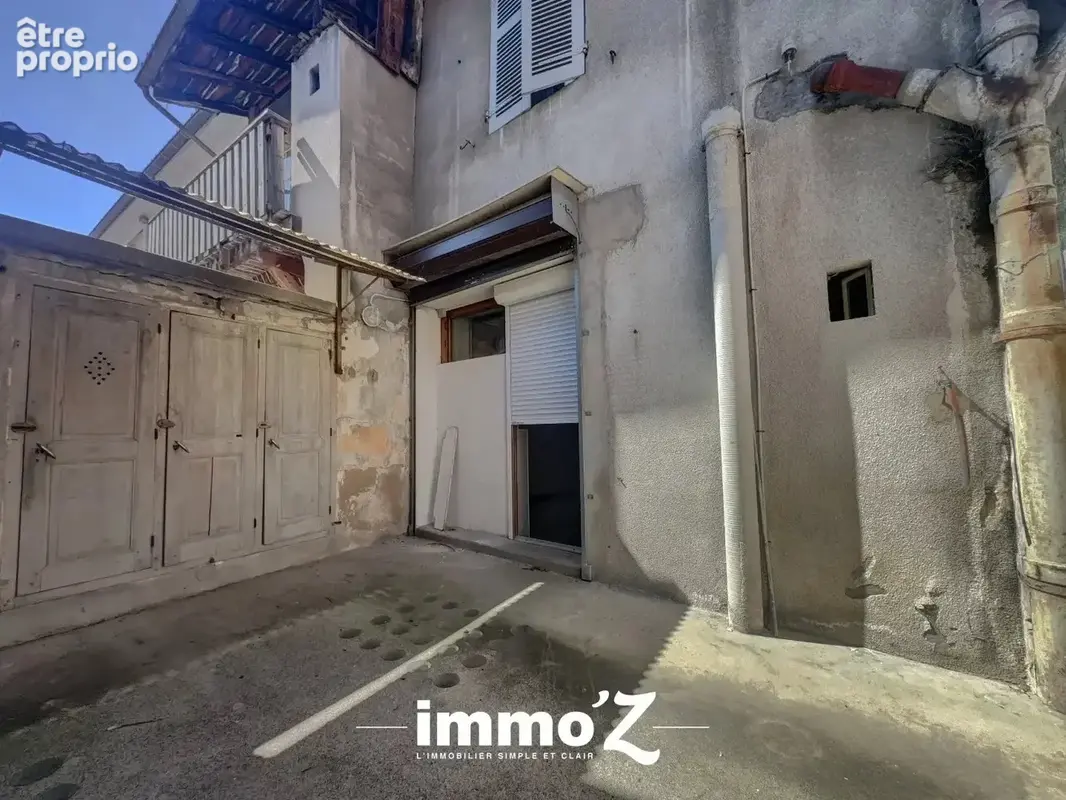 Voiron, t2 a renover avec terrasse - photo 8