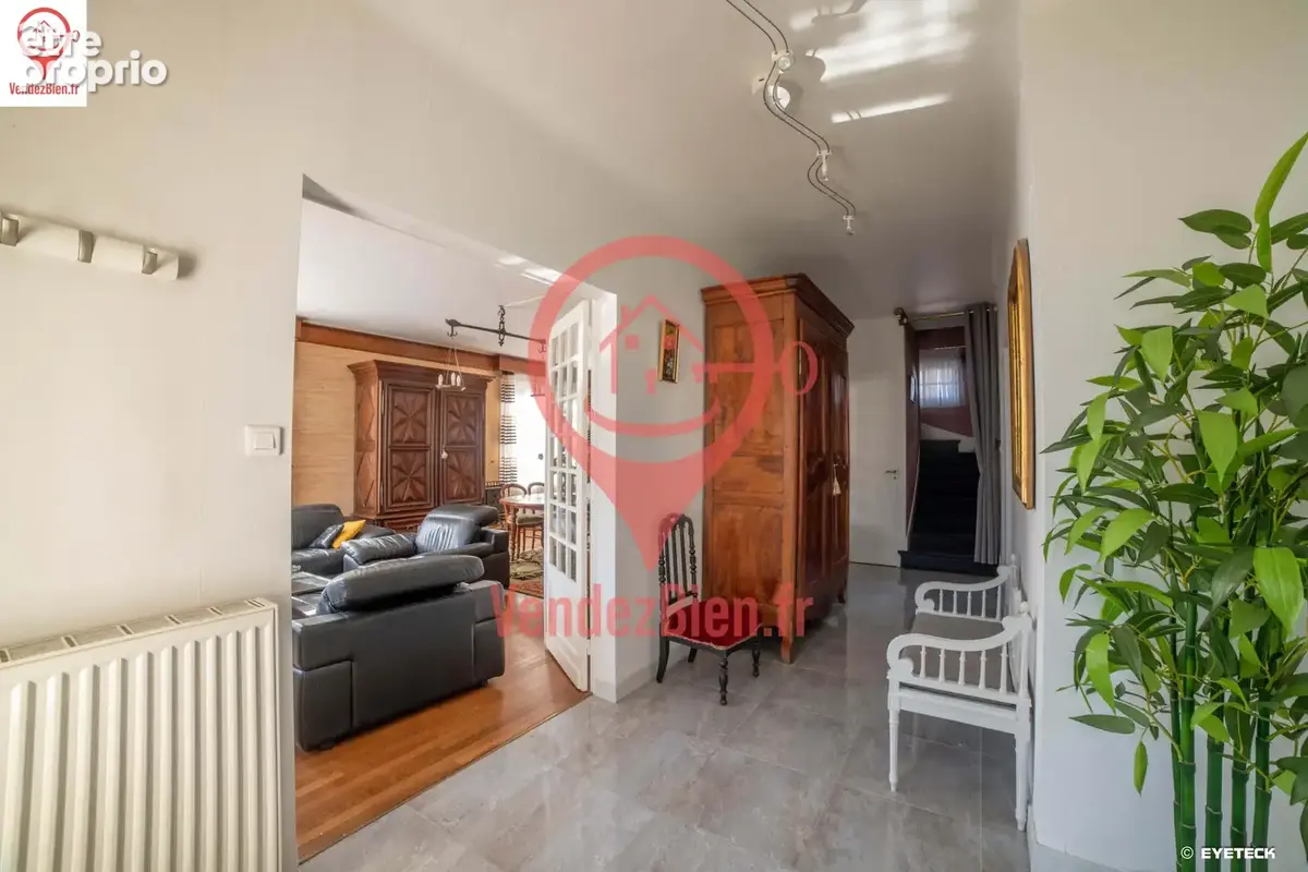 Maison T7 160 m2 sur sous-sol - Terrain de 614 m2 - photo 5